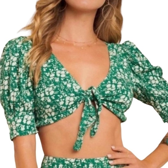 NWT For Love & Lemons Green White Floral Crop‎ Top Size Small - Picture 1 of 8